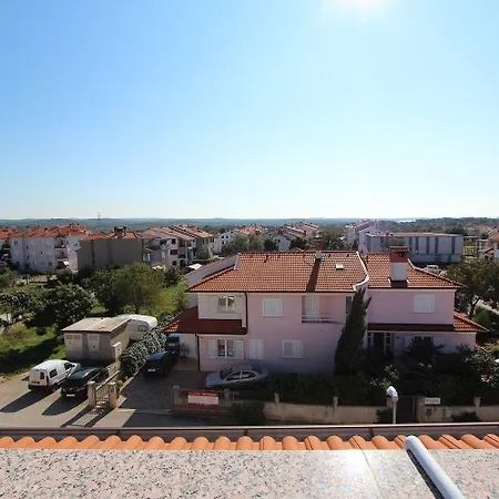 Beeindruckendes Mit Dachterrasse, Meerblick, Babybett, Klima, Privatparkplatz Apartment