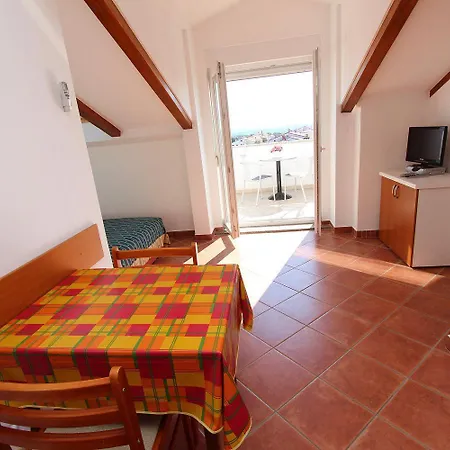 Beeindruckendes Mit Dachterrasse, Meerblick, Babybett, Klima, Privatparkplatz * Rovinj